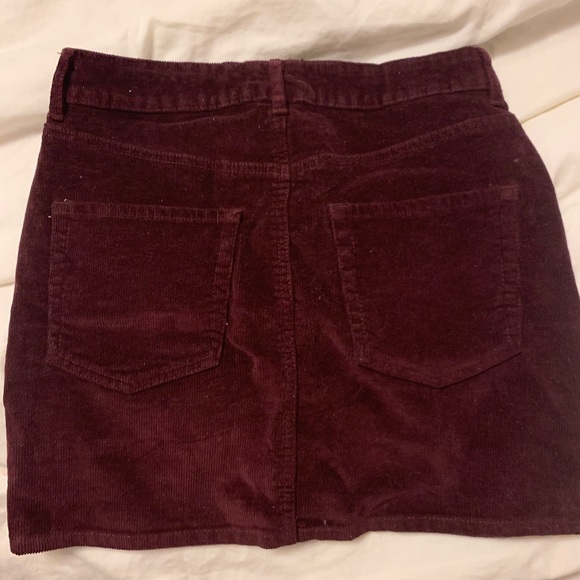 Garage Skirt - Picture 2 of 2